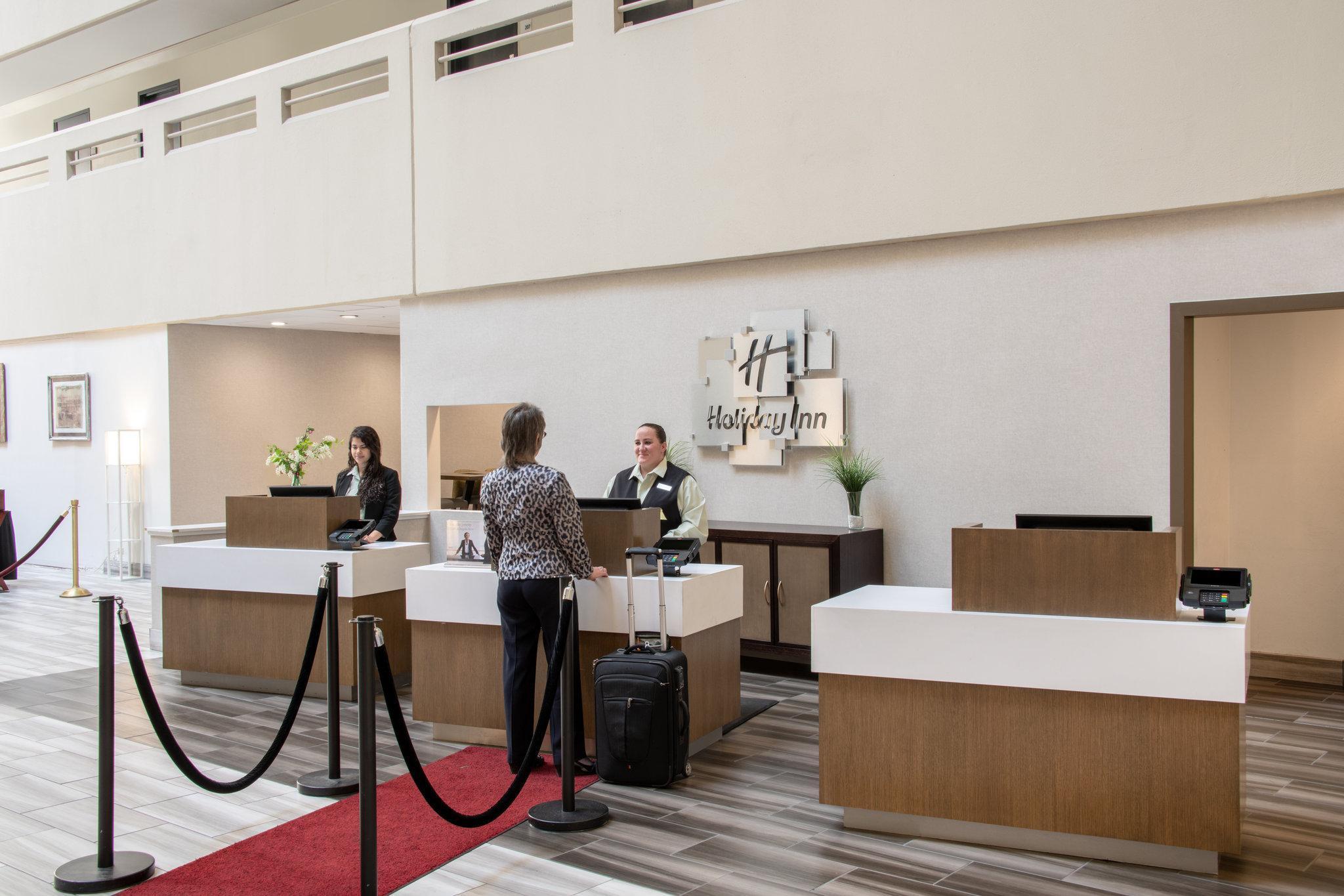 Holiday Inn Denver East By Ihg エクステリア 写真