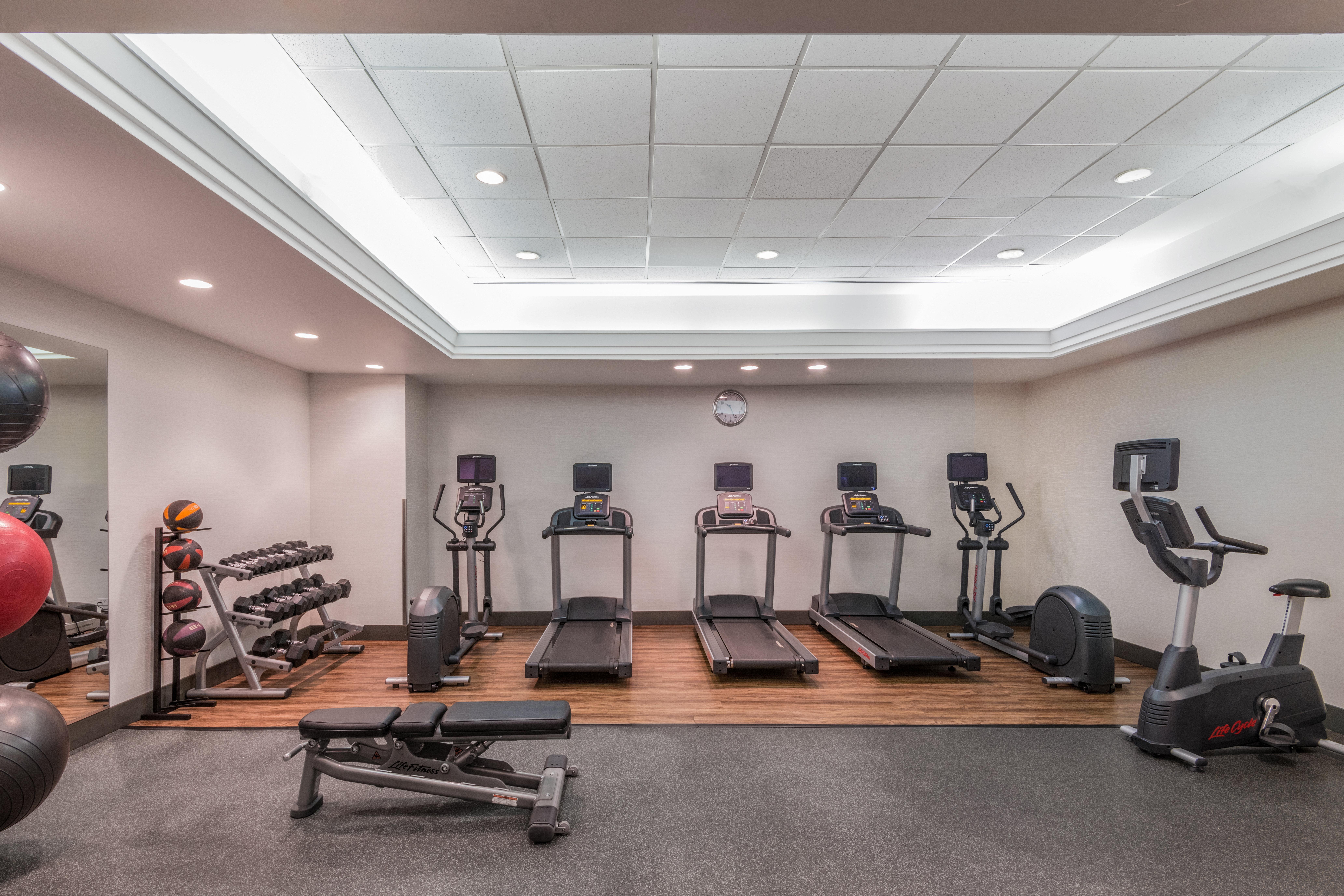 Holiday Inn Denver East By Ihg エクステリア 写真
