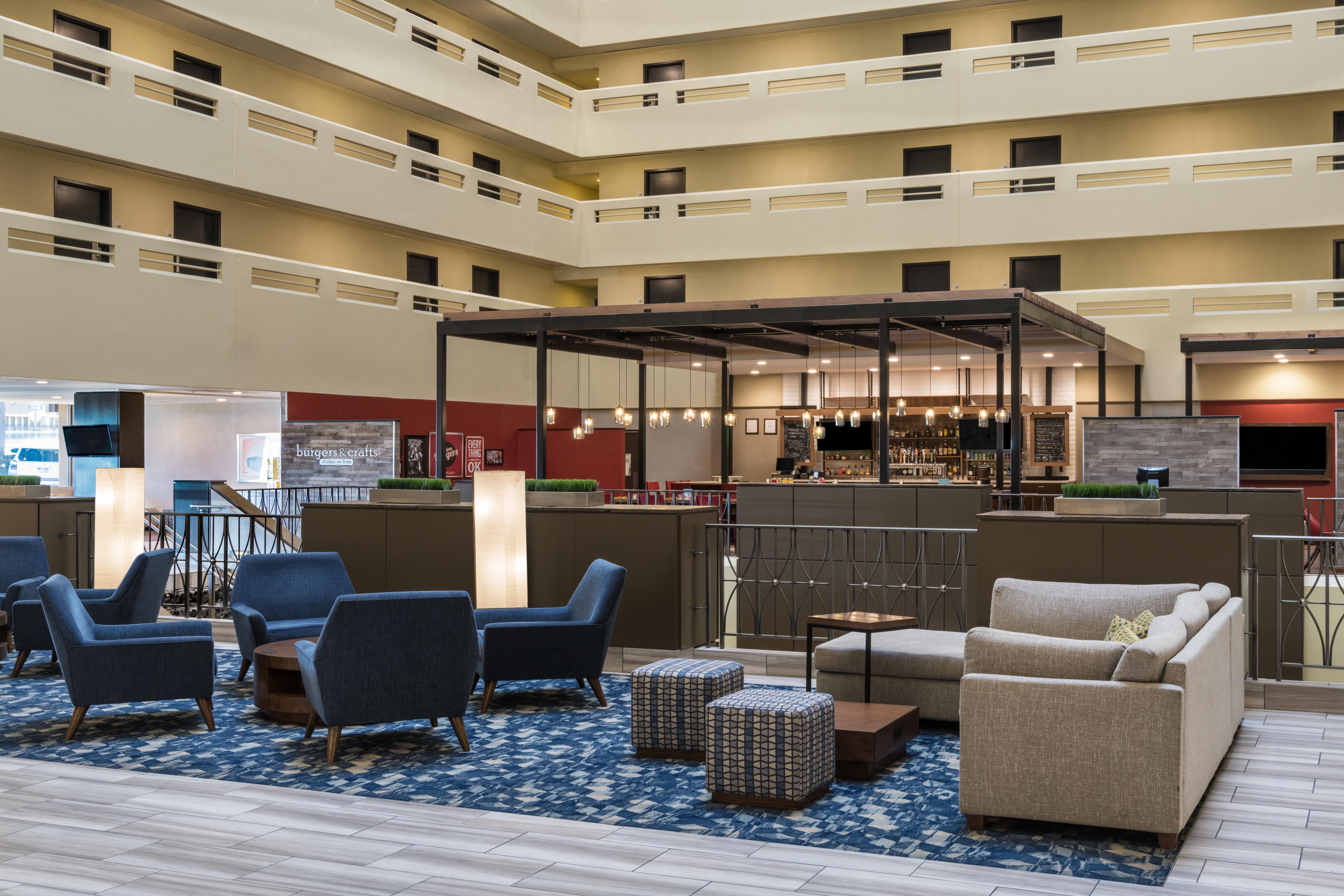 Holiday Inn Denver East By Ihg エクステリア 写真