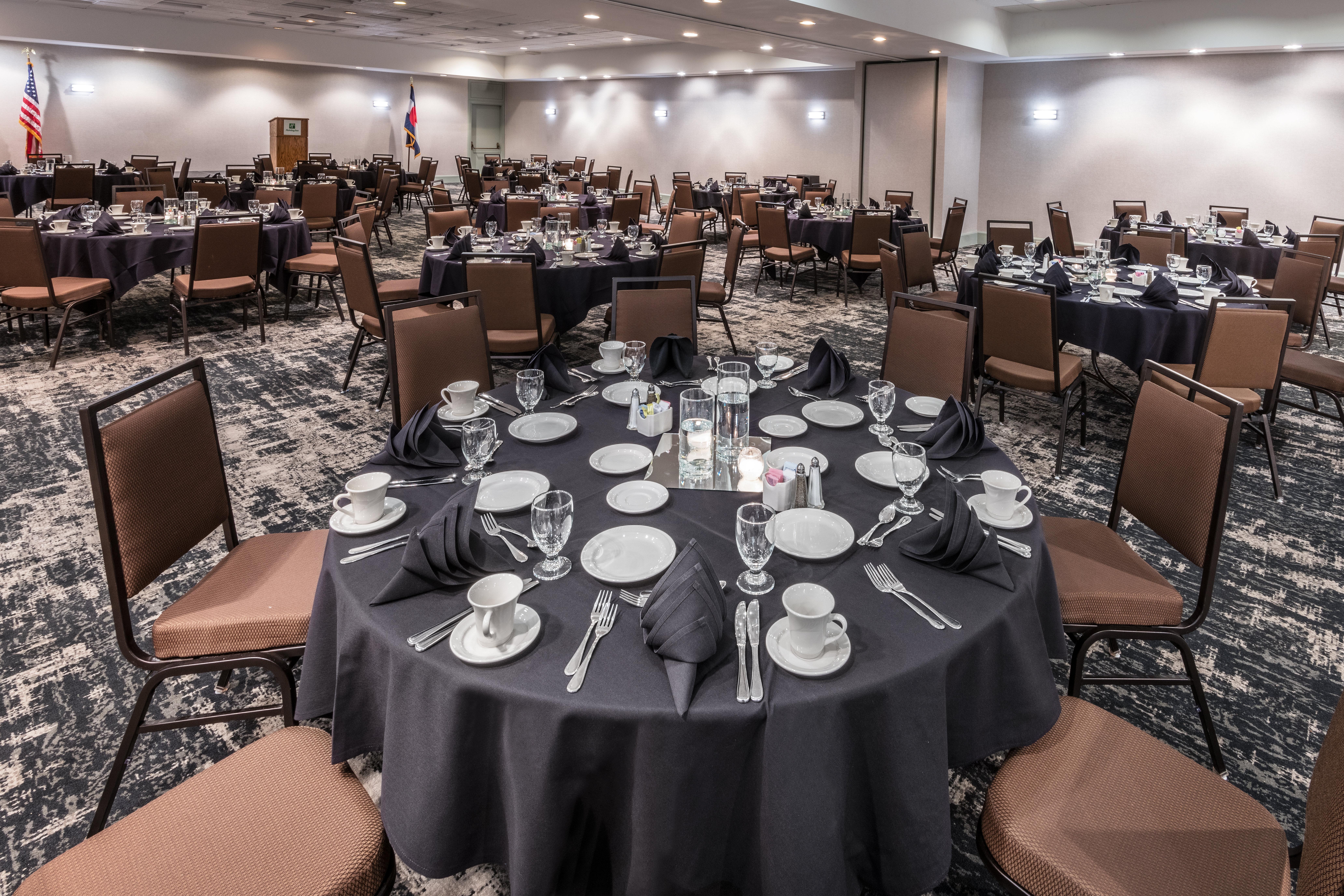 Holiday Inn Denver East By Ihg エクステリア 写真